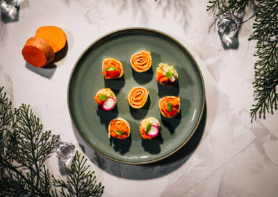 Räucherlachs-Süßkartoffel-Blinis